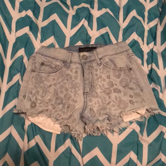 High waisted floral shorts - Picture 1 of 2